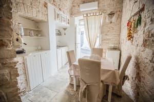 thumbnail: Interior entrance