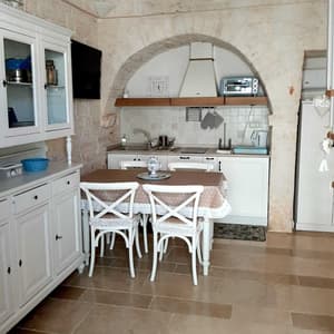 thumbnail: Interior detail