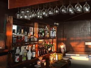 thumbnail: Bar (on property)