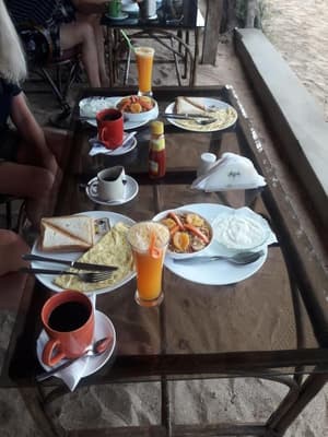 thumbnail: Dining