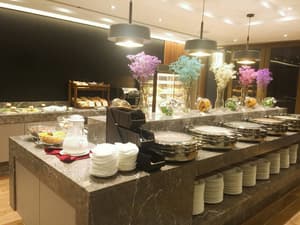 thumbnail: Restaurant