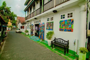 thumbnail: Front of property
