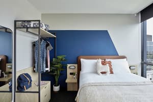thumbnail: Room