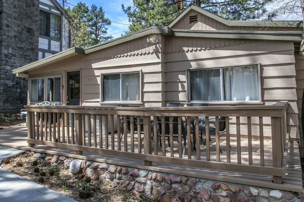 Blue Jay Cabin 1