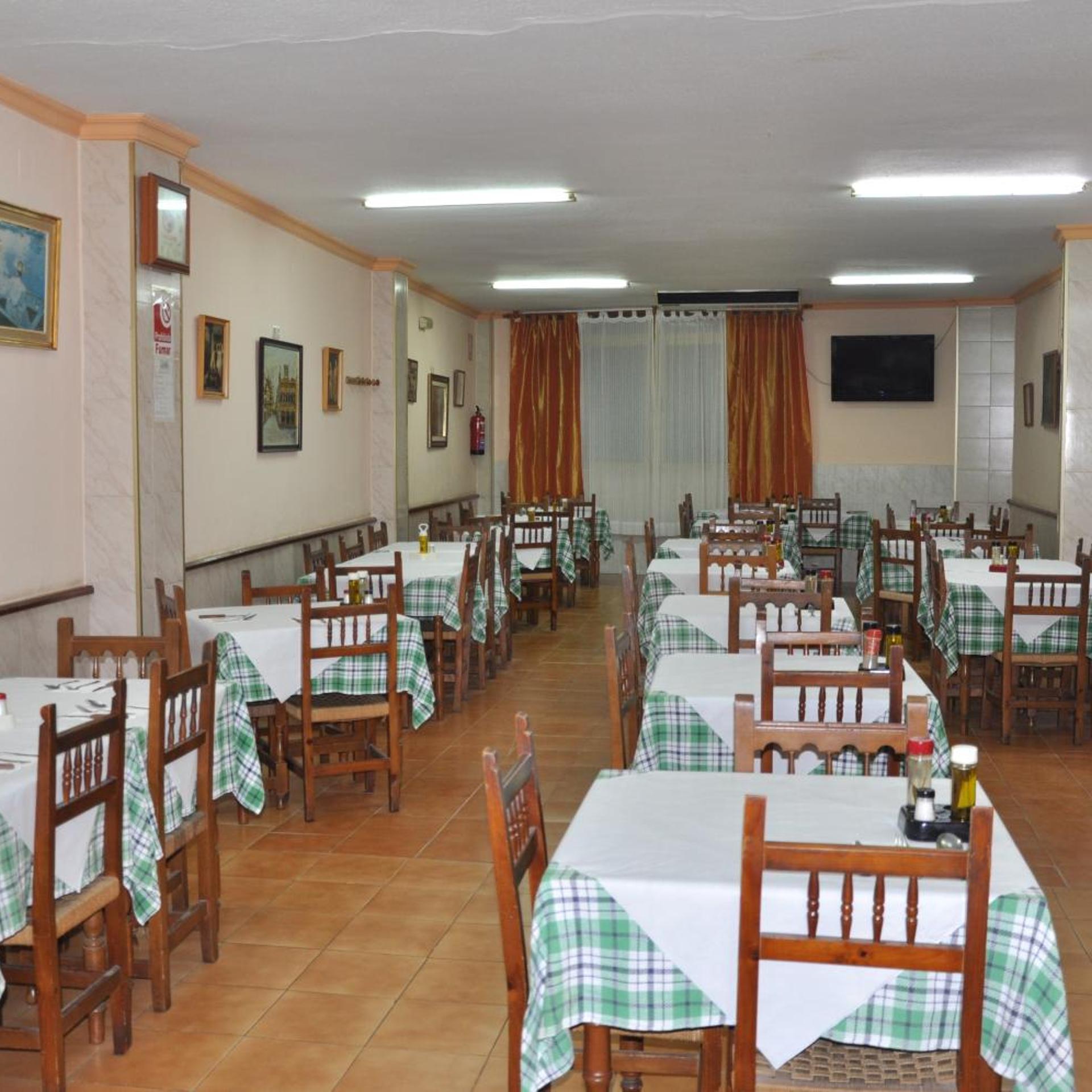 Restaurant-cafeteria