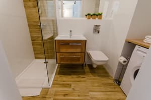 thumbnail: Bathroom