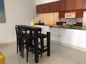 thumbnail: In-room dining
