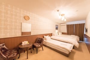 thumbnail: Room