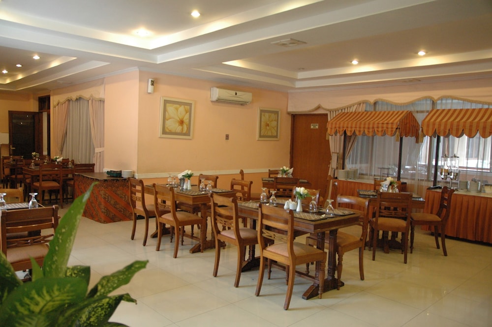 Restaurant-cafeteria