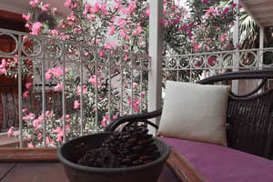 thumbnail: Balcony