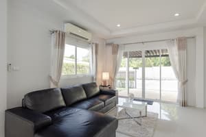 thumbnail: Living room