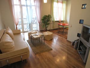 thumbnail: Living area
