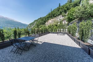 thumbnail: Terrace/patio
