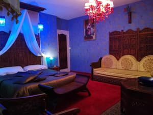 thumbnail: Room