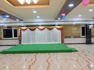 thumbnail: Banquet hall