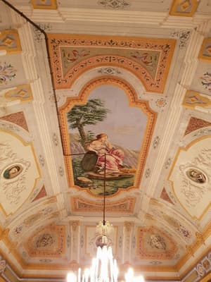 thumbnail: Interior detail