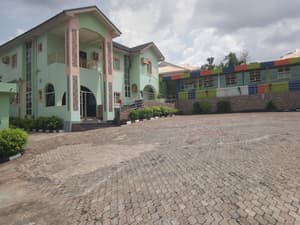 thumbnail: Exterior