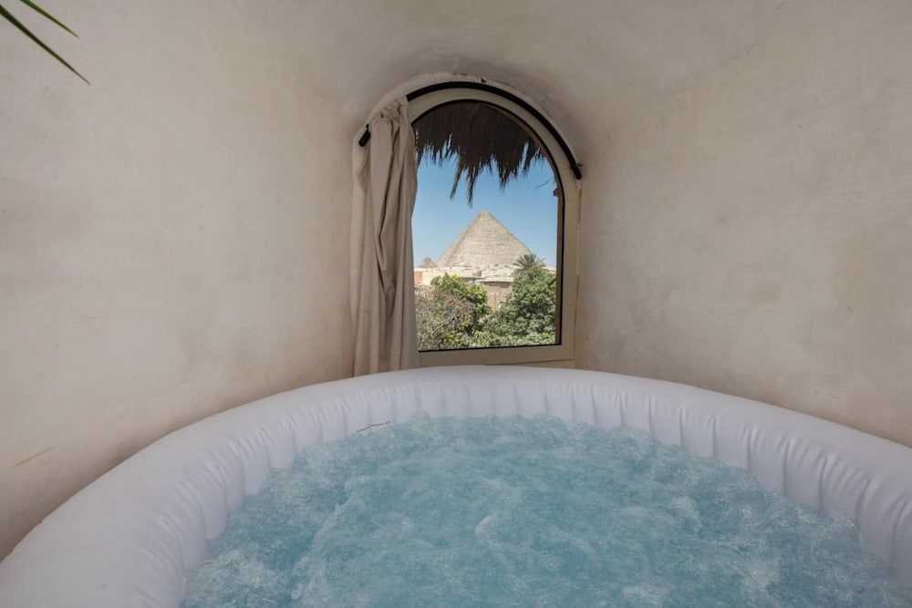 Private spa tub