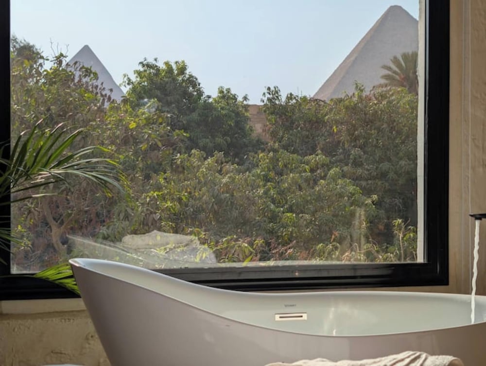Private spa tub