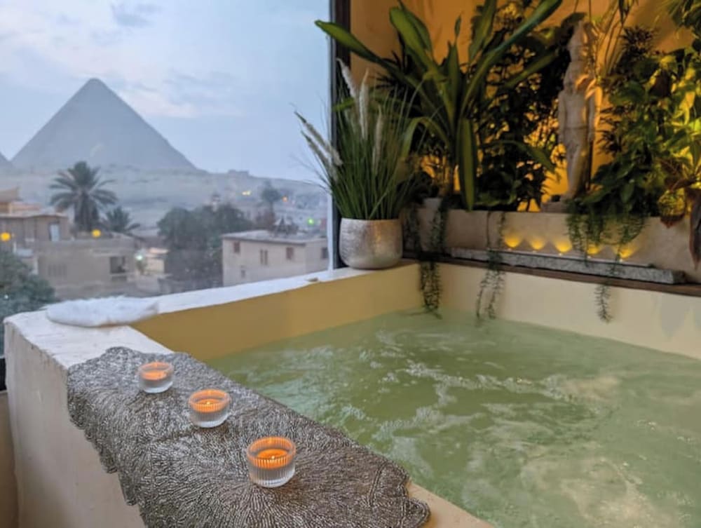 Private spa tub