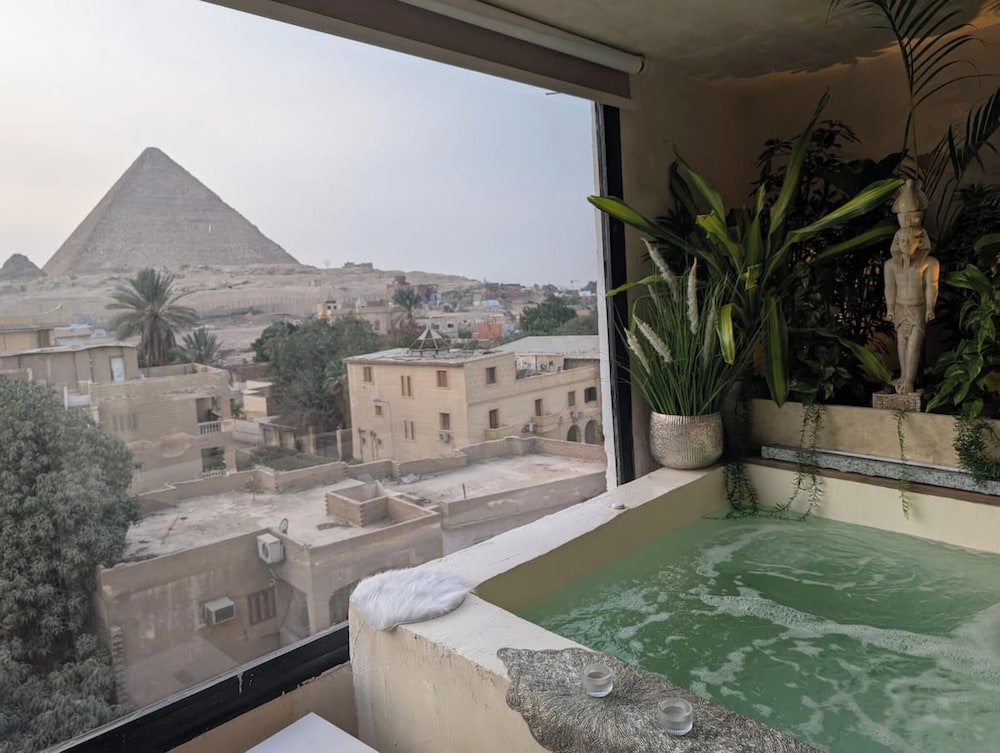 Private spa tub