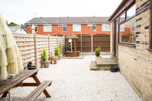 thumbnail: BBQ/picnic area