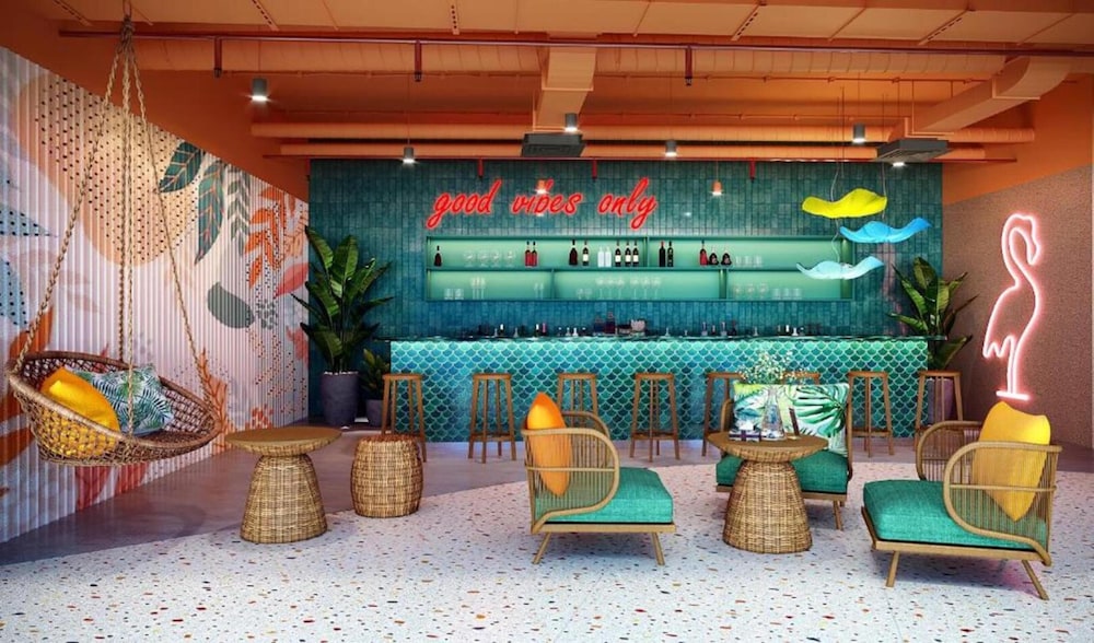 Poolside bar