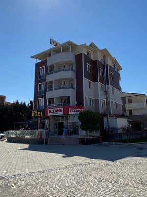 thumbnail: Exterior