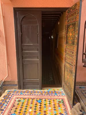 thumbnail: Property entrance