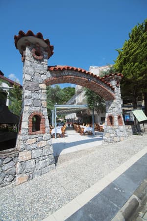thumbnail: General view