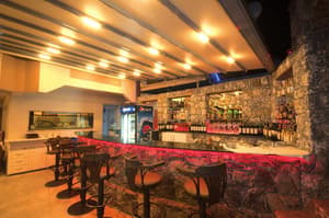 thumbnail: Bar