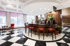 thumbnail: Bar (on property)