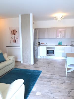 thumbnail: Living area