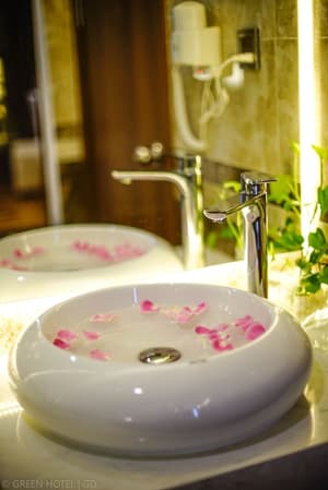 thumbnail: Bathroom