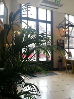 thumbnail: Interior entrance