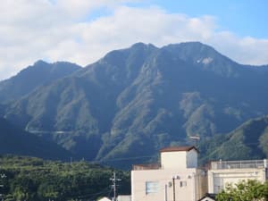 thumbnail: Mountain view