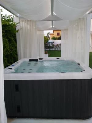 thumbnail: Spa treatment