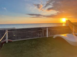 thumbnail: Sundeck