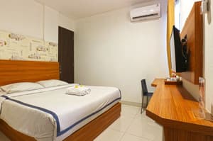 thumbnail: Room