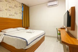 thumbnail: Room