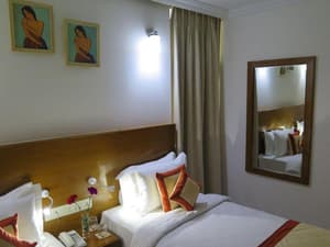 thumbnail: Room