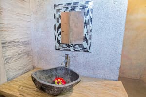 thumbnail: Bathroom sink