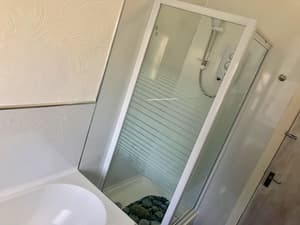 thumbnail: Bathroom shower