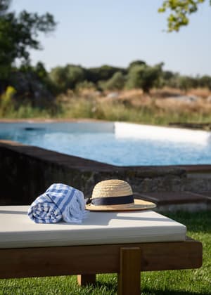 thumbnail: Outdoor pool