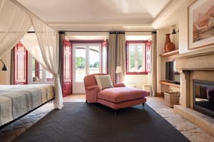 thumbnail: Room amenity