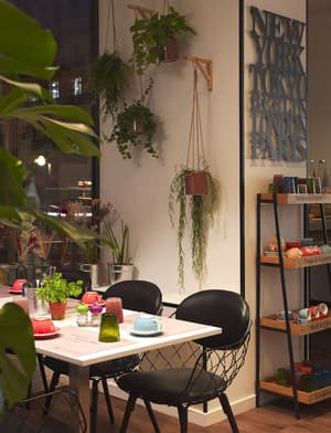 thumbnail: Breakfast area
