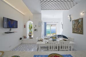 thumbnail: In-room dining
