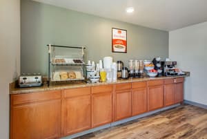 thumbnail: Breakfast area