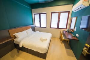 thumbnail: Room