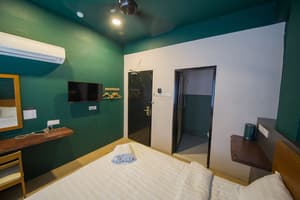 thumbnail: Room